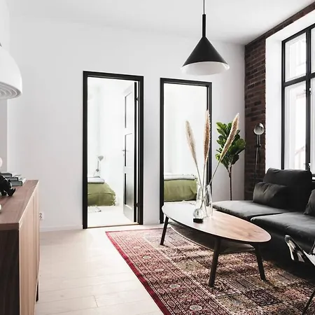 Large Modern Apartment, Next To Fish Market. Ko1