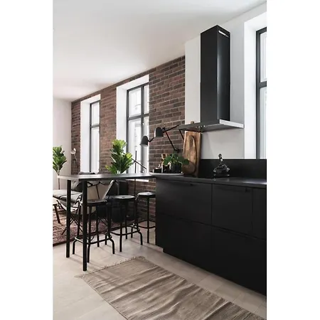 Large Modern Apartment, Next To Fish Market. Ko1